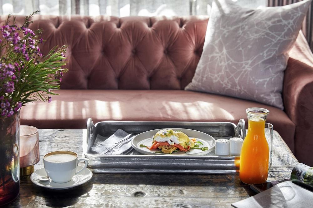 The Thatch House Boutique Hotel, 5*
